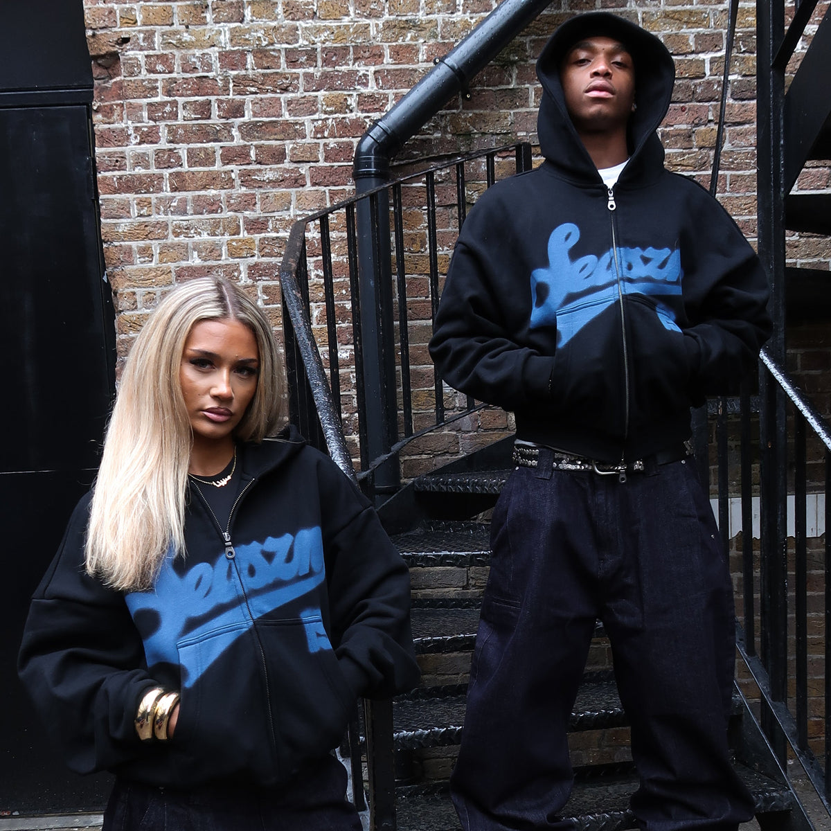 [VANDAL] Zipped Hoodie Blue